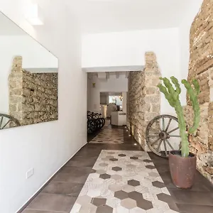 Aras Boutique Hotel